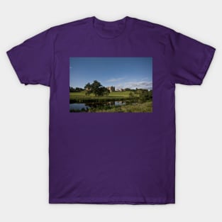 Alnwick Castle reflected in the River Aln T-Shirt